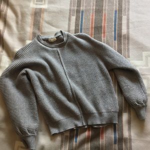 Elan ribbed gray bell sleeve sweater small